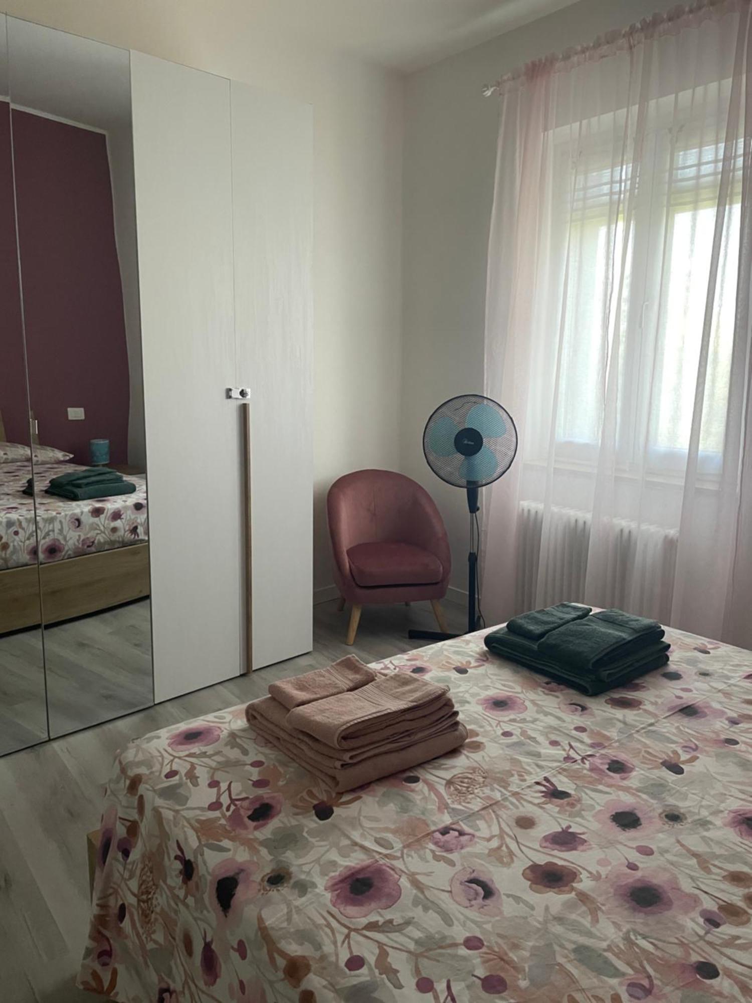 Residenza Il Melograno Fiera Apartment เวโรนา ภายนอก รูปภาพ